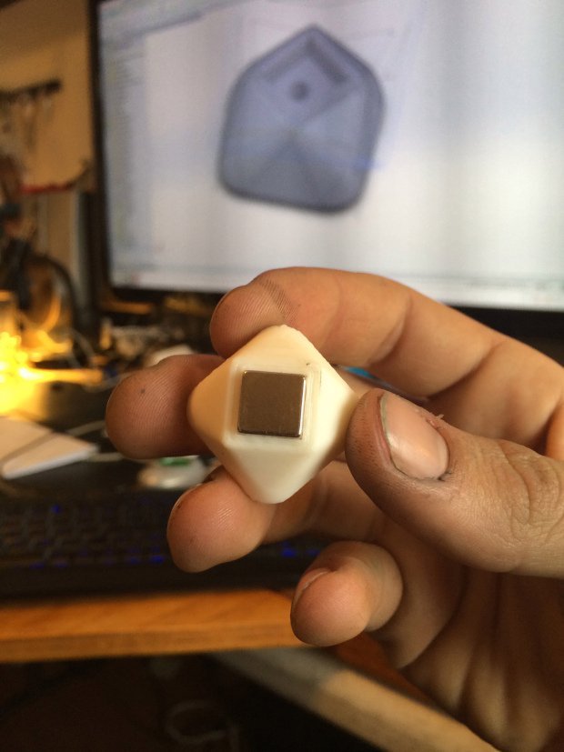 A 3D printed simplemount.
