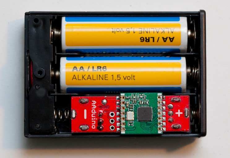 arduino-aaduino-in-a-battery-box