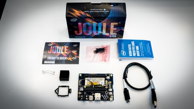 intel-joule-570x-diy-kit-review-6