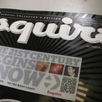 Esquire誌のE-Ink表紙をハック？- 分解写真など