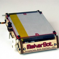 MakerBot 用自動製作プラットフォーム