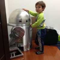 実寸大の「R2-D2」を自宅で製作する ─ R2ビルダーズ・クラブ・ジャパン［MFT2014出展者紹介］