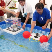 MFT2015レポート ― 技術がなくても作りたい人のための「ヘボコン」、水上で競う「水ヘボコン」開幕！