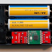 AAduino — 単三電池サイズのArduino互換ボード
