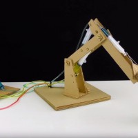 段ボールでロボットアームを作る