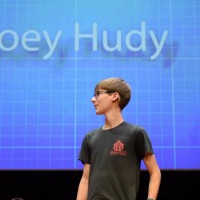 Makerコミュニティにお願い：Joey Hudyに支援を